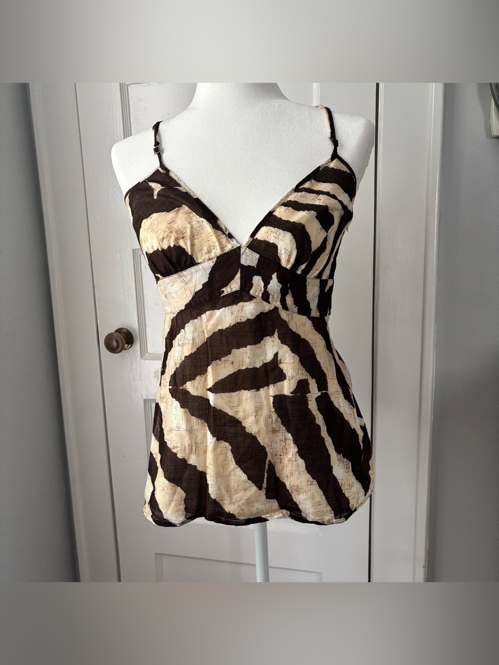 Banana Republic 90s Brown and Cream Zebra Print Spaghetti Strap Top Cotton